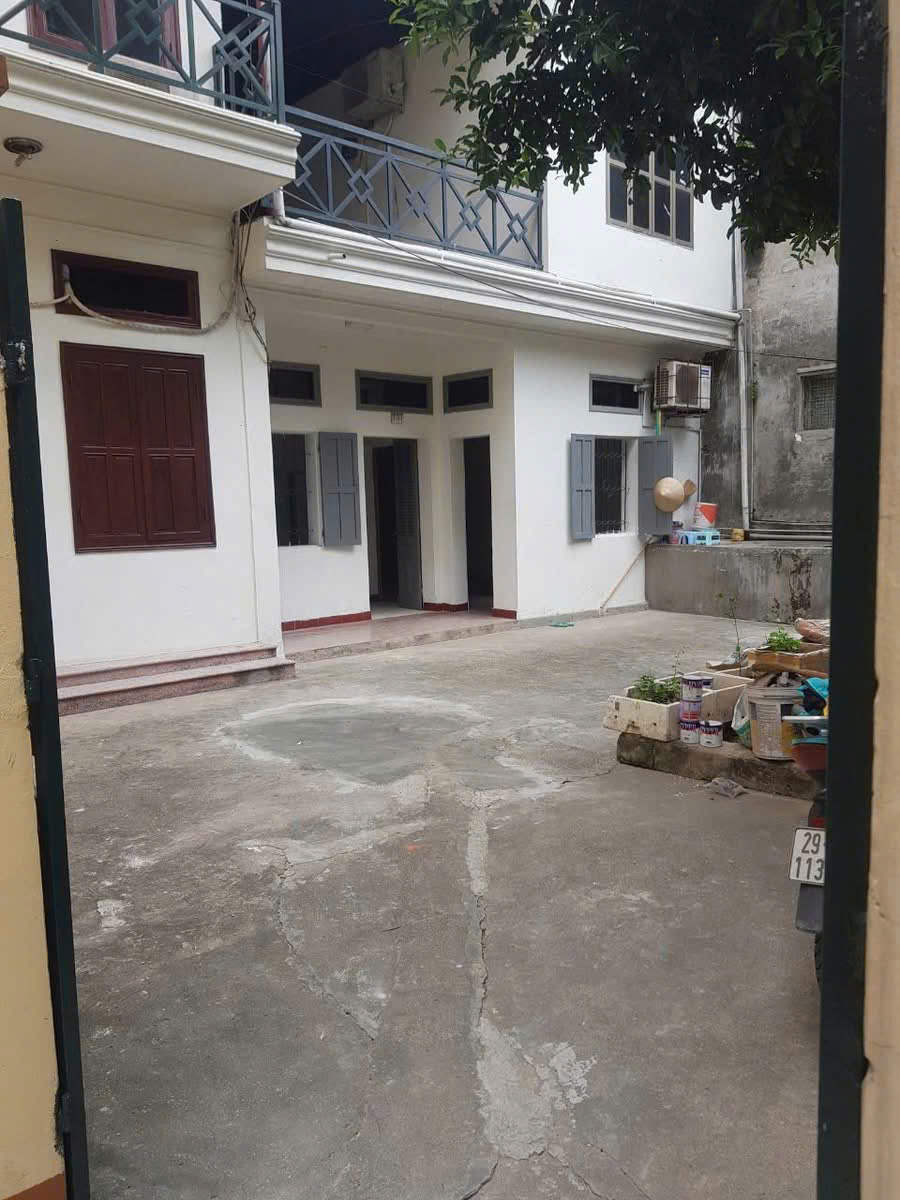 Cho thuê nhà nguyên căn ngõ Gốc Đề, 3 tầng x 40m2, 3 phòng ngủ, 7.5 Triệu/tháng - Ảnh 1